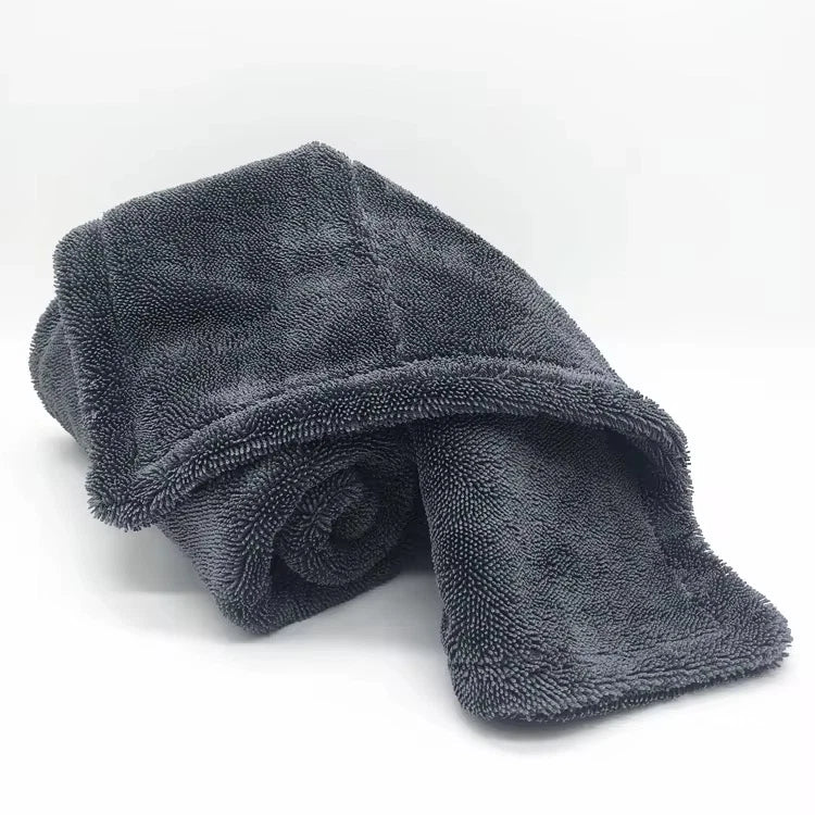 1400 GSM Microfiber Drying Towel – 15" × 15" Twisted Loop | Precision Clean