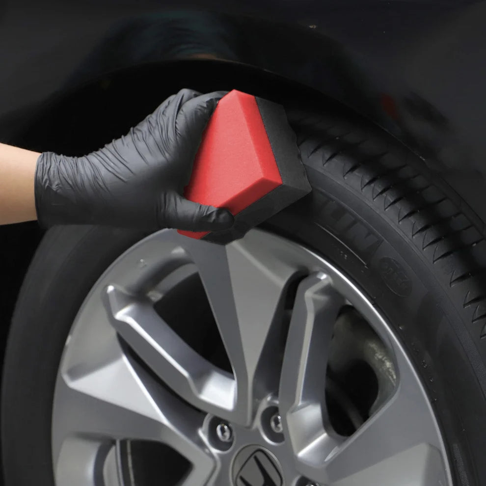 SPTA Tire Dressing Applicator – Black & Red